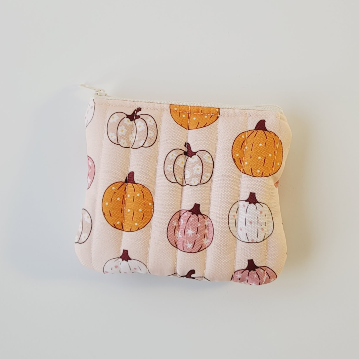 MINI POUCH PUMPKIN SEASON - A NOVA MINI BOLSA MULTIUSOS