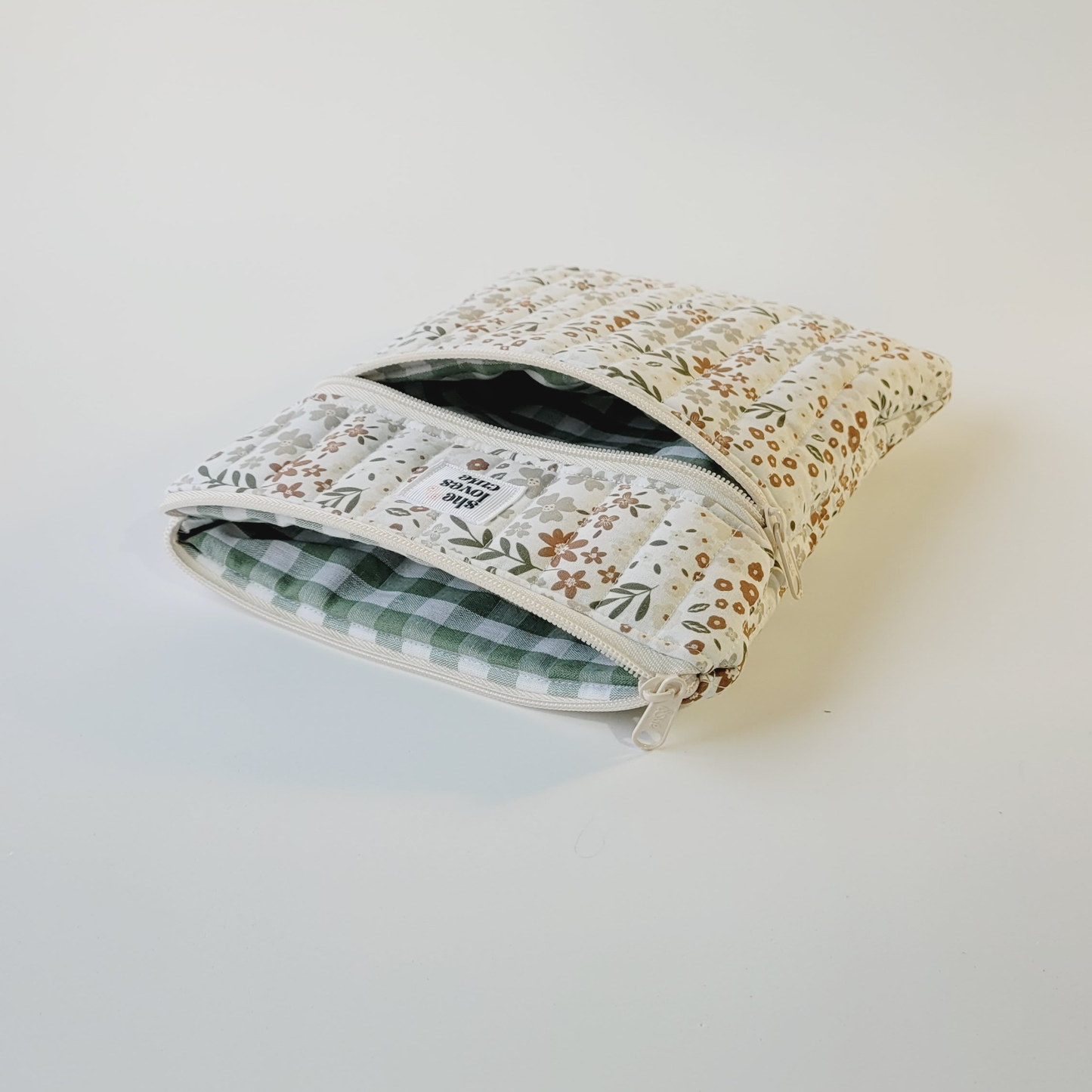 BOLSA PARA E-READER/ iPAD/ TABLET/ LIVRO LUÍSA