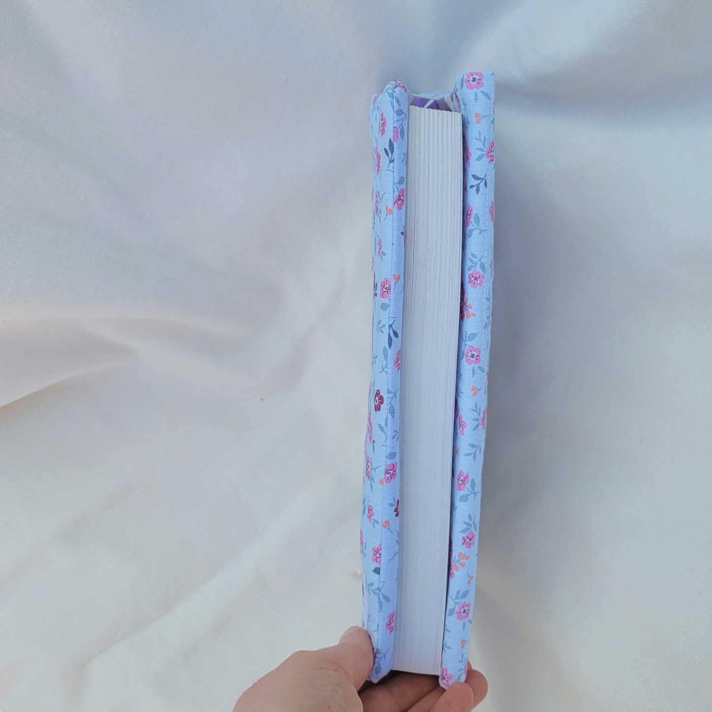 Capa de livro ajustável Alice