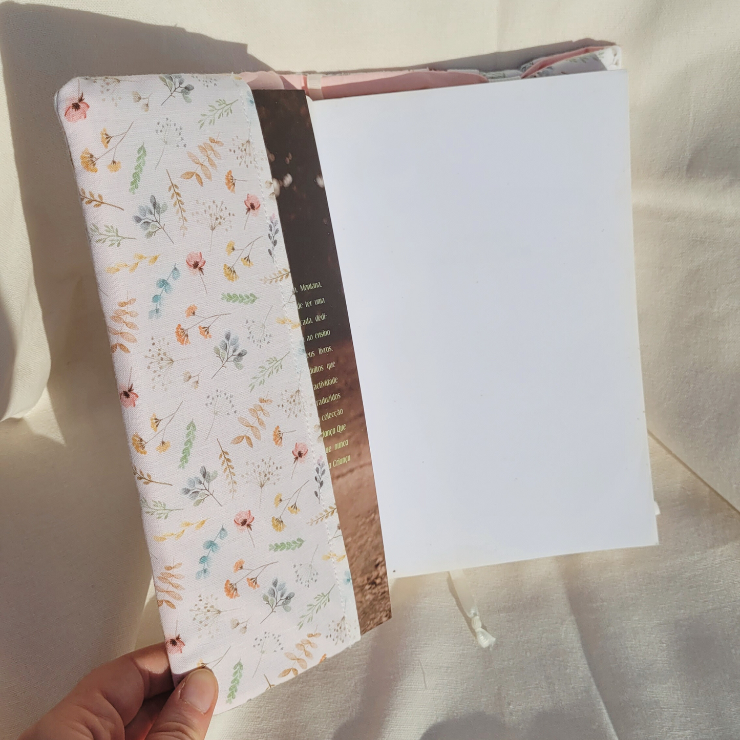 Capa de livro ajustável Sofia