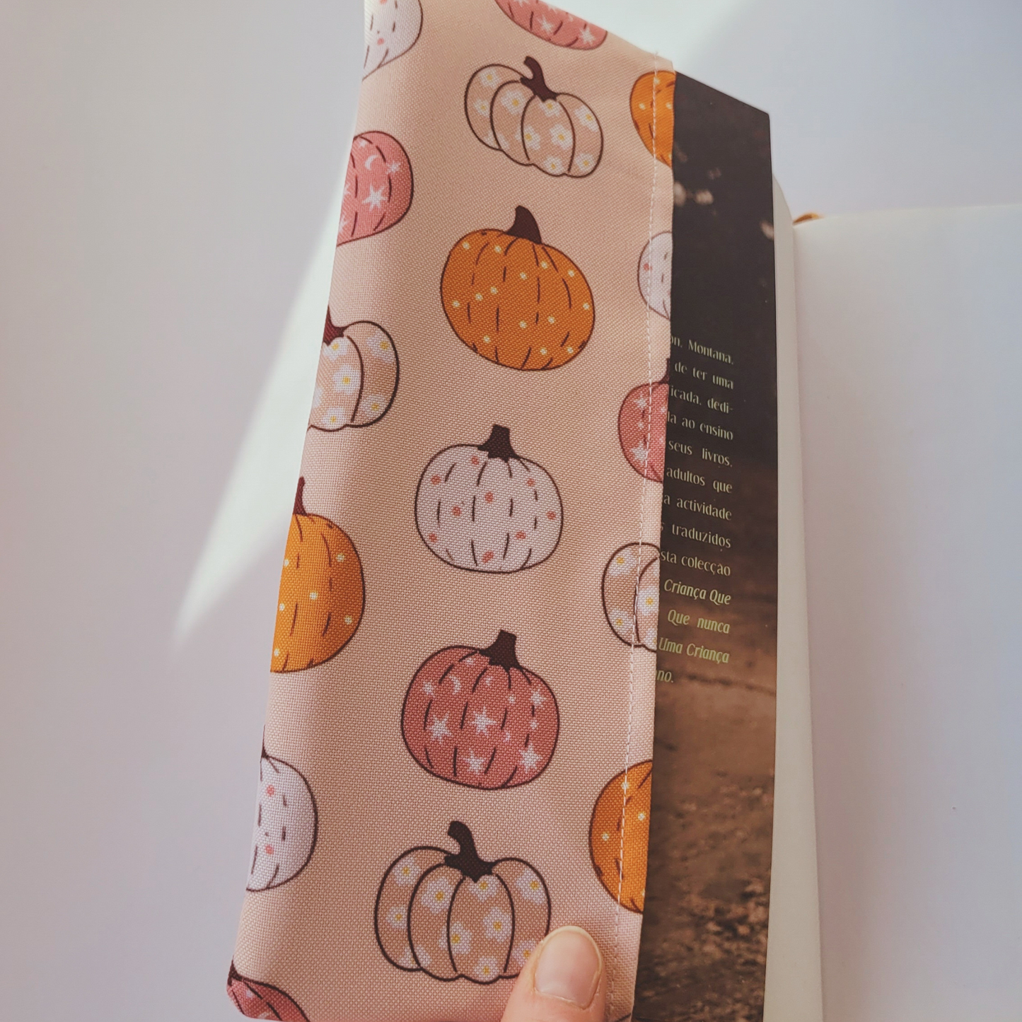Capa de livro ajustável Pumpkin Season