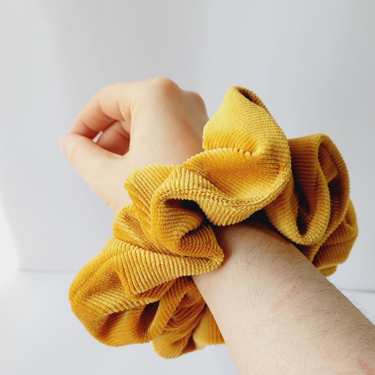 XL SCRUNCHIE IRIS
