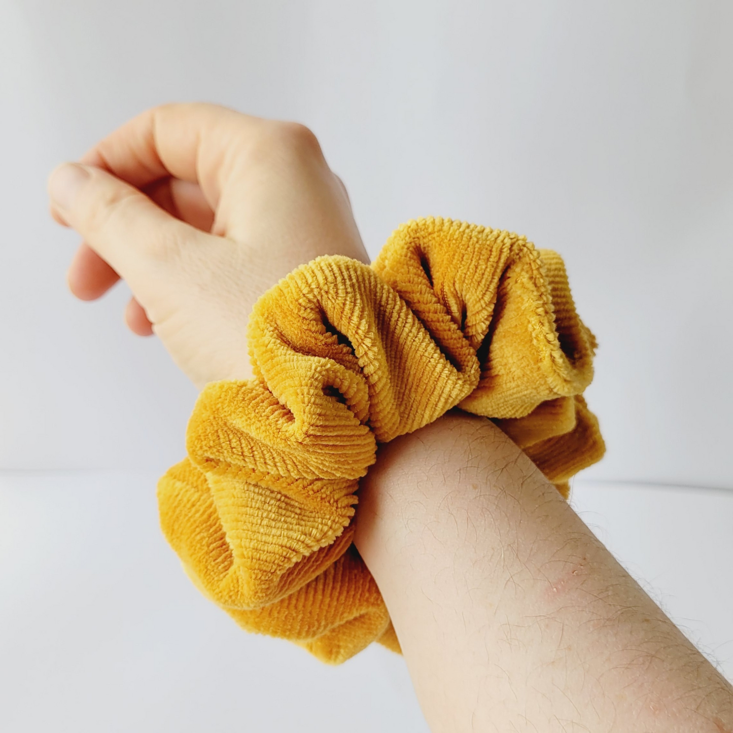 MINI SCRUNCHIE IRIS
