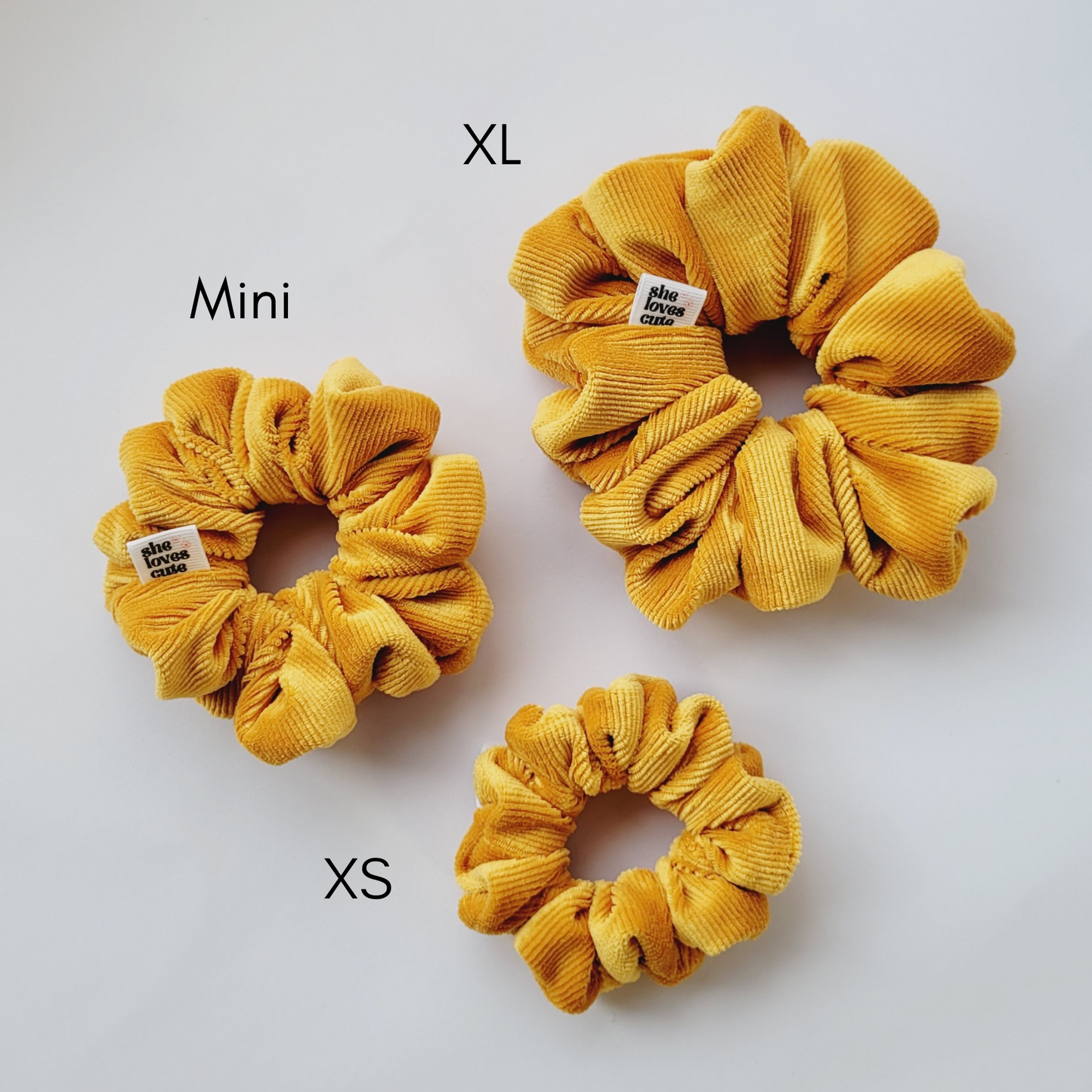 XS SCRUNCHIE IRIS