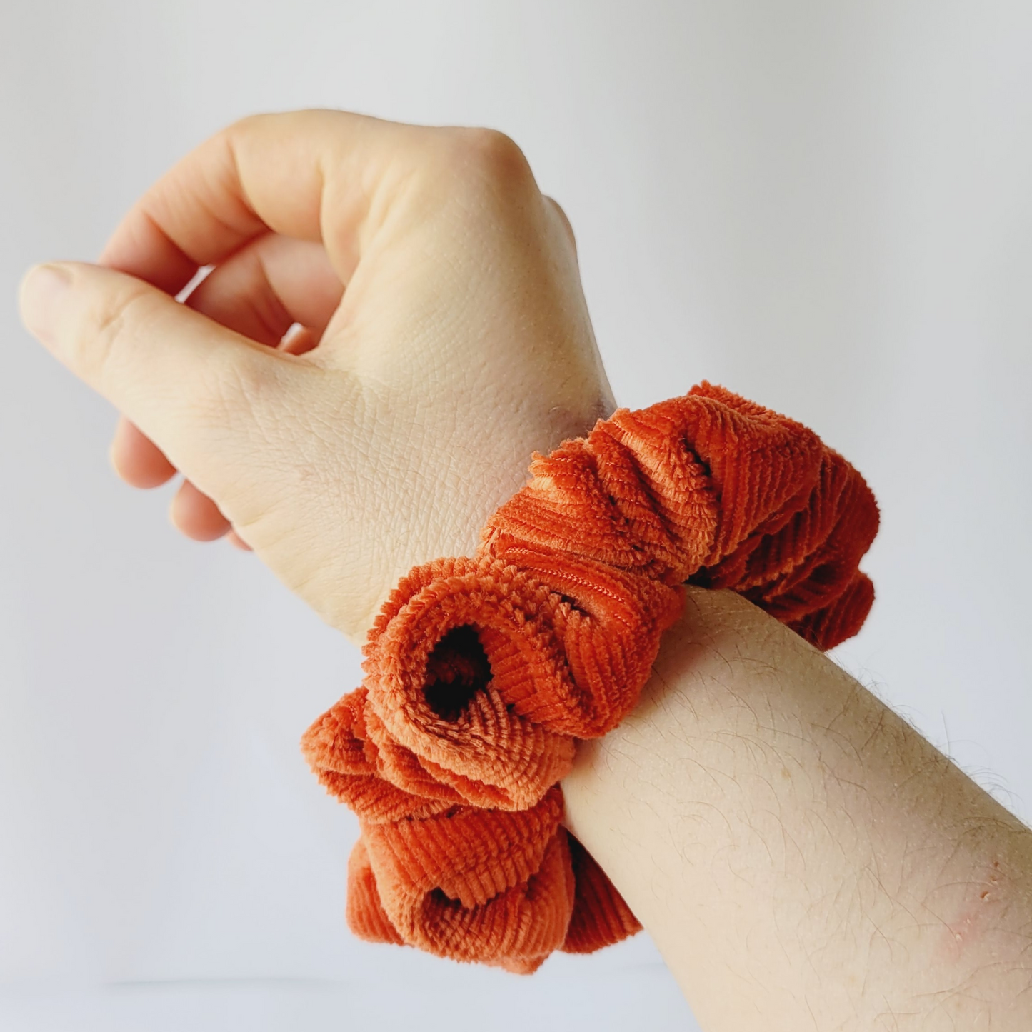XS SCRUNCHIE GAIA