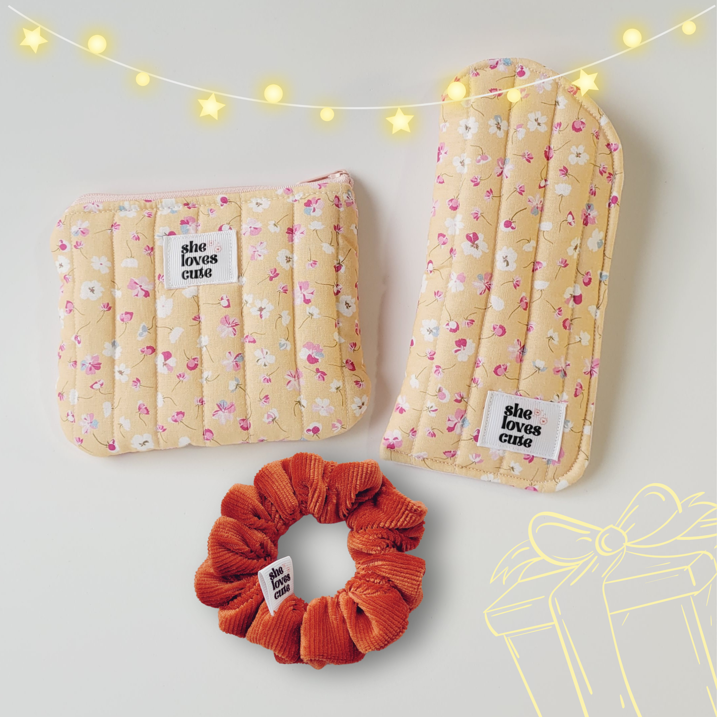 KIT PRESENTE COZY CHARM MARISA [Mini Pouch + Porta-Óculos + Scrunchie]