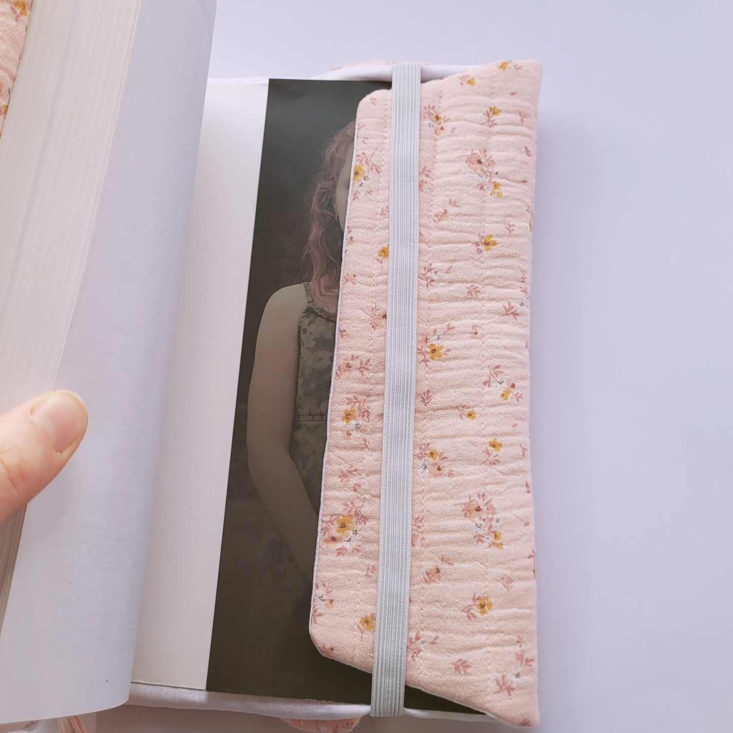 Capa de livro ajustável Anna