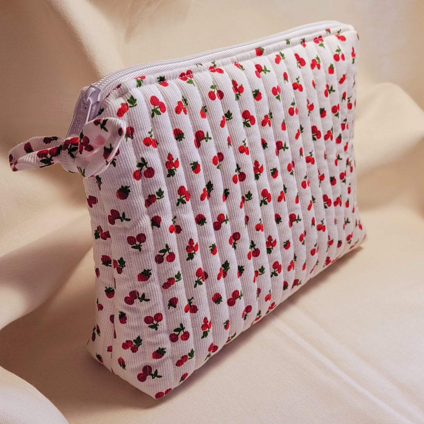 Bolsa de Cosméticos e Produtos de Higiene Amélia