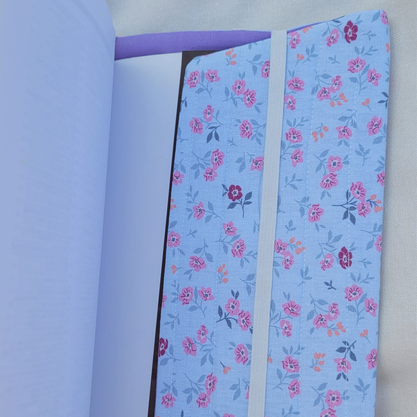 Capa de livro ajustável Alice