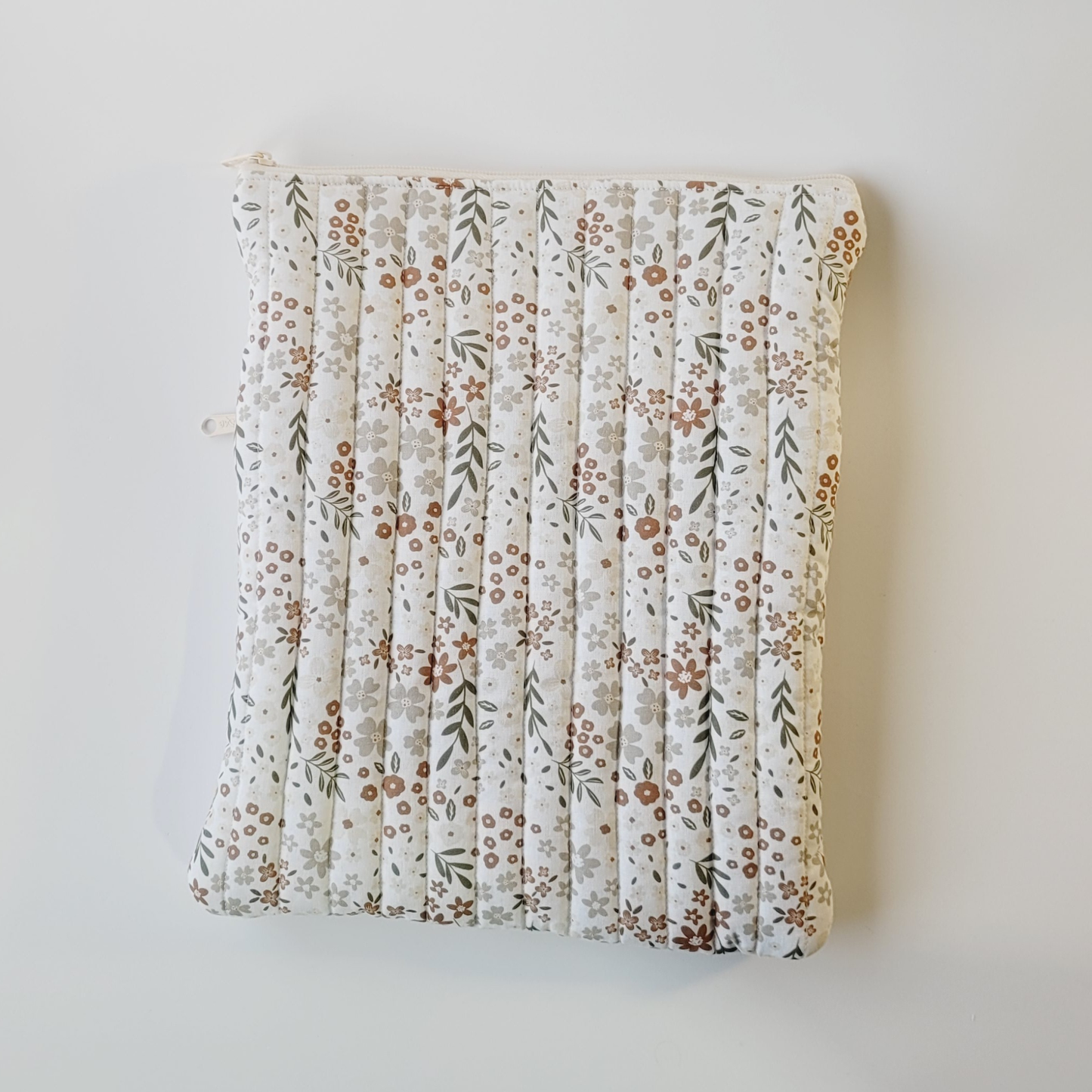 BOLSA PARA E-READER/ iPAD/ TABLET/ LIVRO LUÍSA